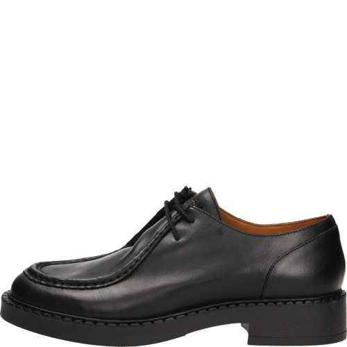 Frau chaussure homme laced low nero 77n7